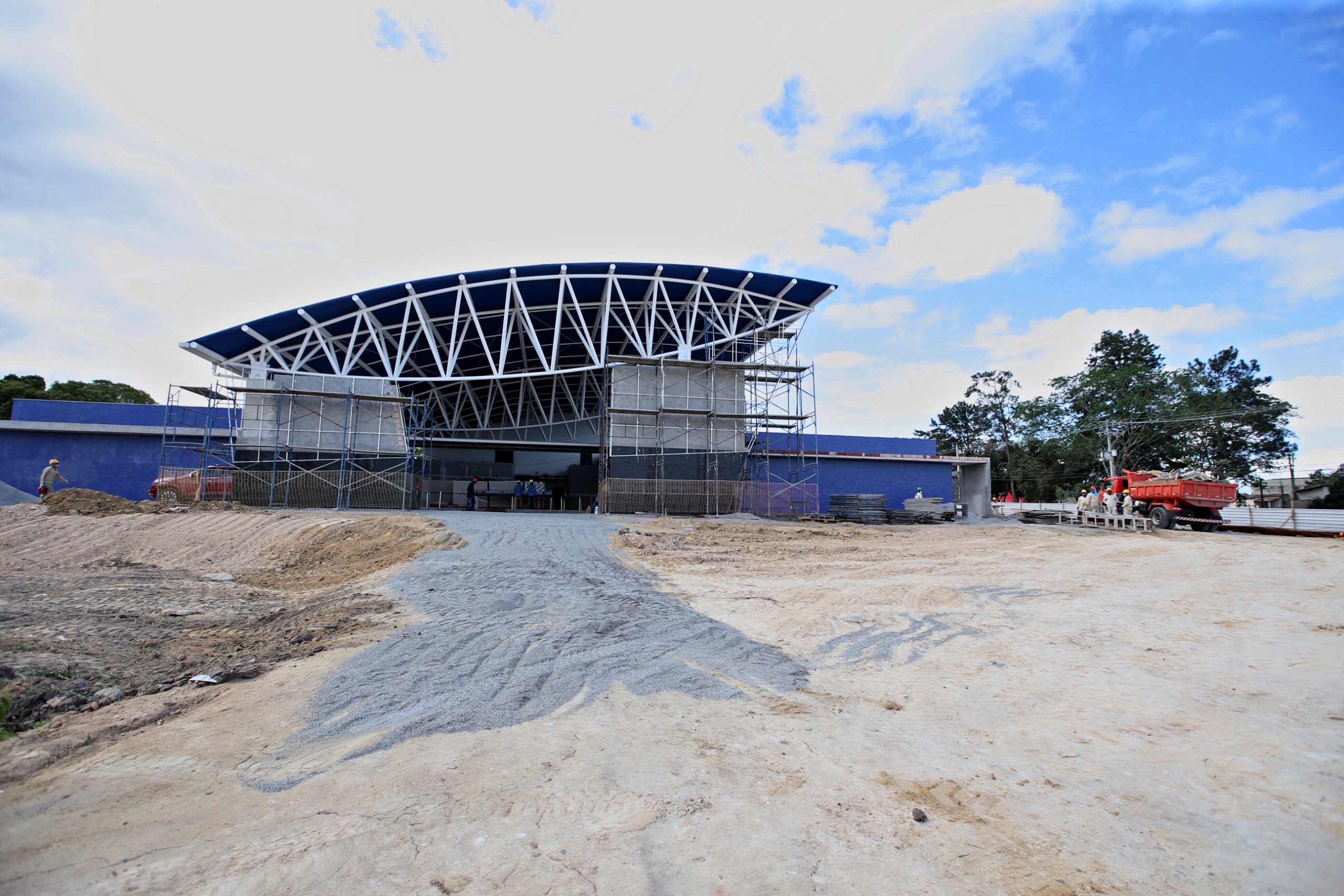 Policlínicas regionais abrem vagas para 110 profissionais de saúde