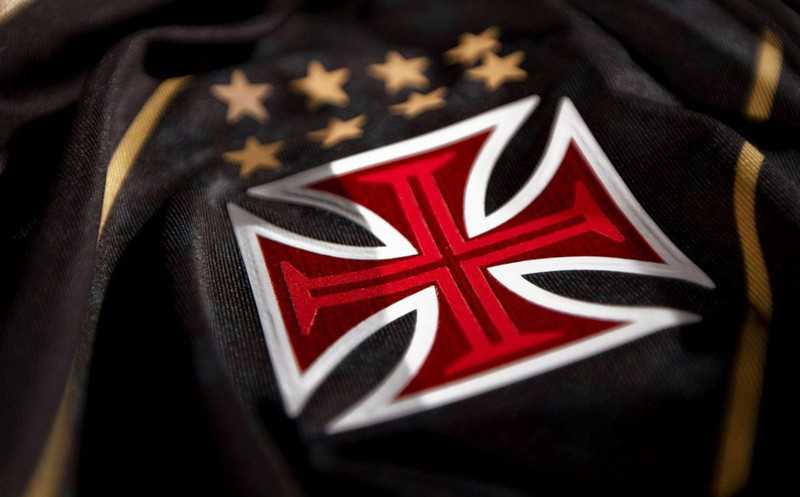 Com contratação do argentino Leonardo Gil, Vasco enfrenta o Internacional no próximo domingo (18)