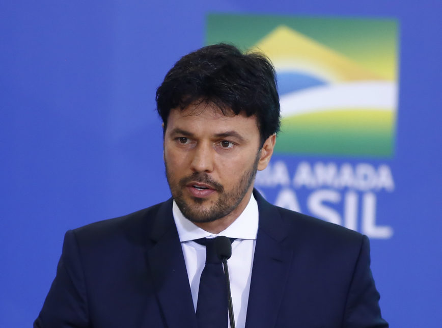 Ministro das Comunicações Fábio Faria testa positivo para covid-19