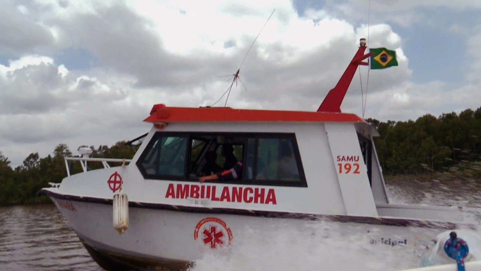 Terminal Náutico recebe novas ambulâncias e lancha para ampliar atendimento do Samu Salvador