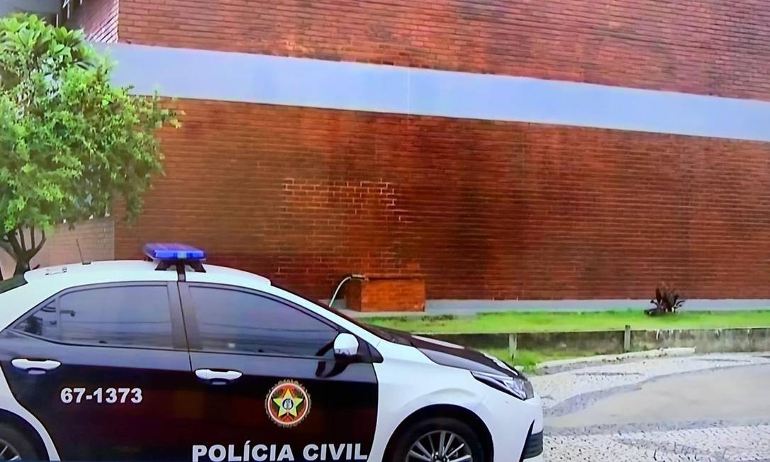 Polícia Civil faz operação contra fraudes na Saúde em Arraial do Cabo