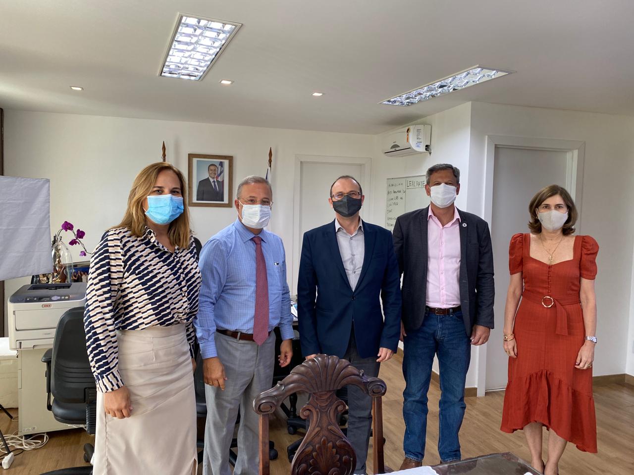 Ministério da Saúde visita SESAB para análise de sistema de gestão hospitalar da Bahia