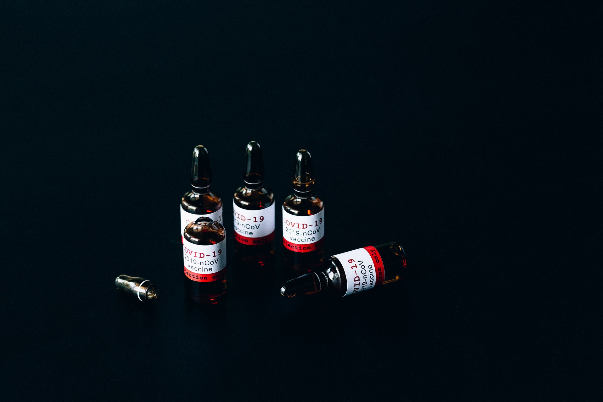 Anvisa autoriza uso emergencial de vacinas contra COVID-19