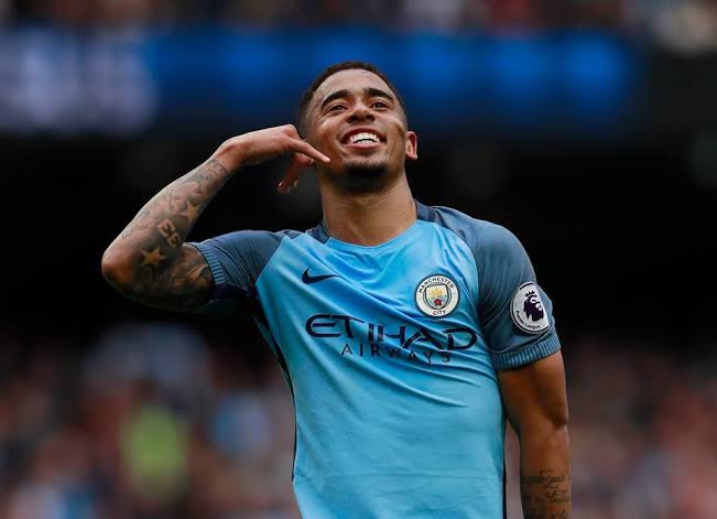 Gabriel Jesus testa positivo para o novo coronavírus