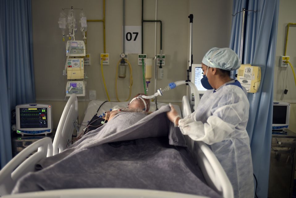 Rio está com 75% da população em bandeira vermelha