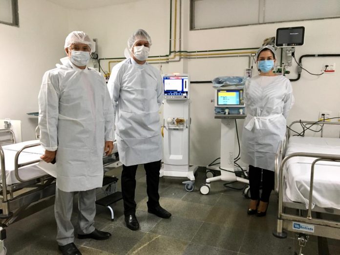 Ministério da Saúde entrega 120 respiradores a Bahia para abertura de novos leitos de UTI