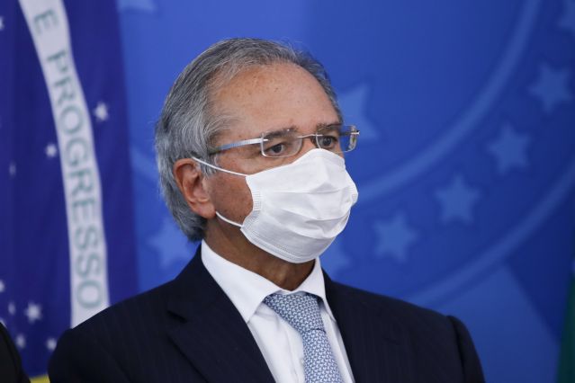 Paulo Guedes diz que vacinação em massa é capítulo mais importante da pandemia