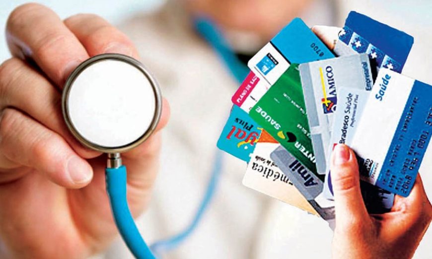 Procon-SP vai à Justiça contra reajuste de planos de saúde