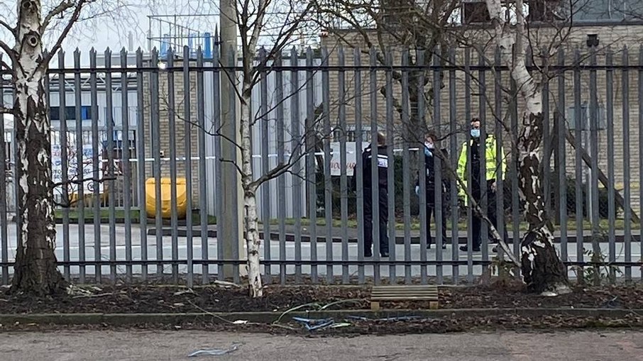 Fábrica ligada à AstraZeneca no Reino Unido esvaziada por suspeita de bomba