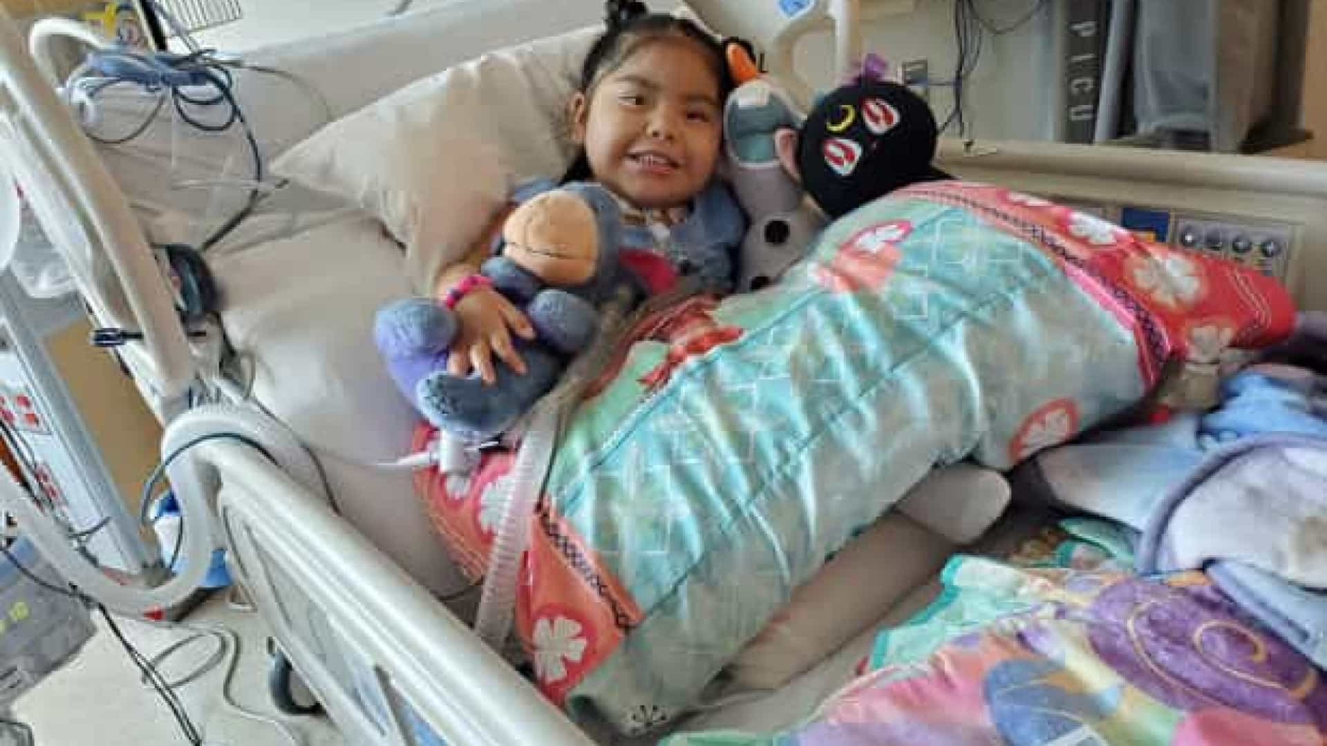 Criança fica paralisada após ser diagnosticada com Covid-19