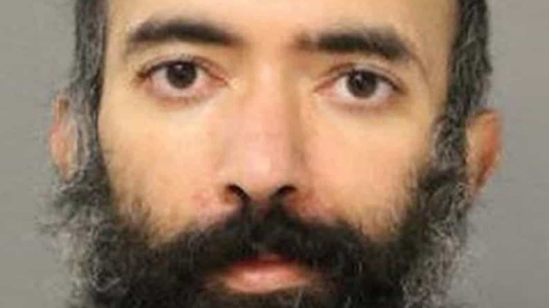 Medo leva homem a viver em aeroporto durante três meses