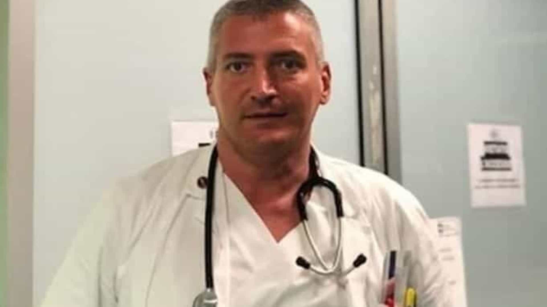 Médico é acusado de matar doentes com Covid-19 para liberar camas em UTI