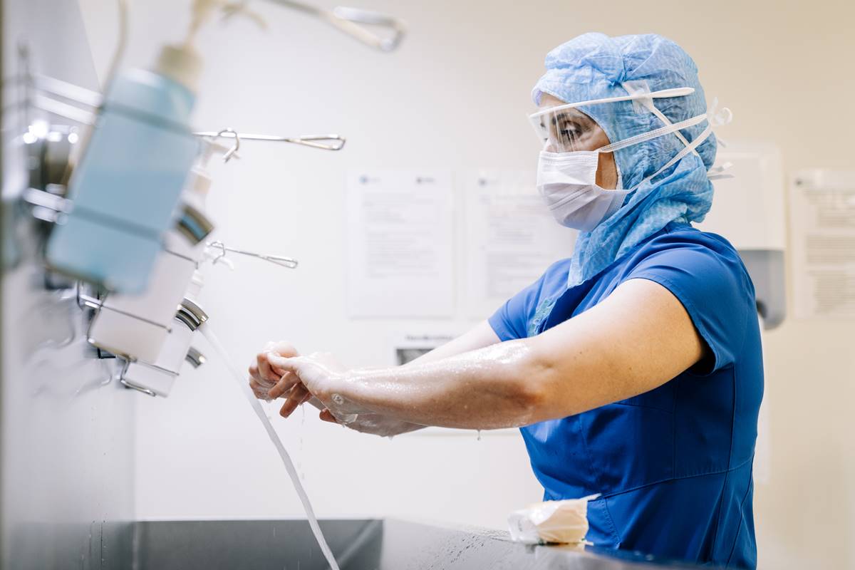 STF vai retomar análise do piso salarial da enfermagem nesta sexta (23)