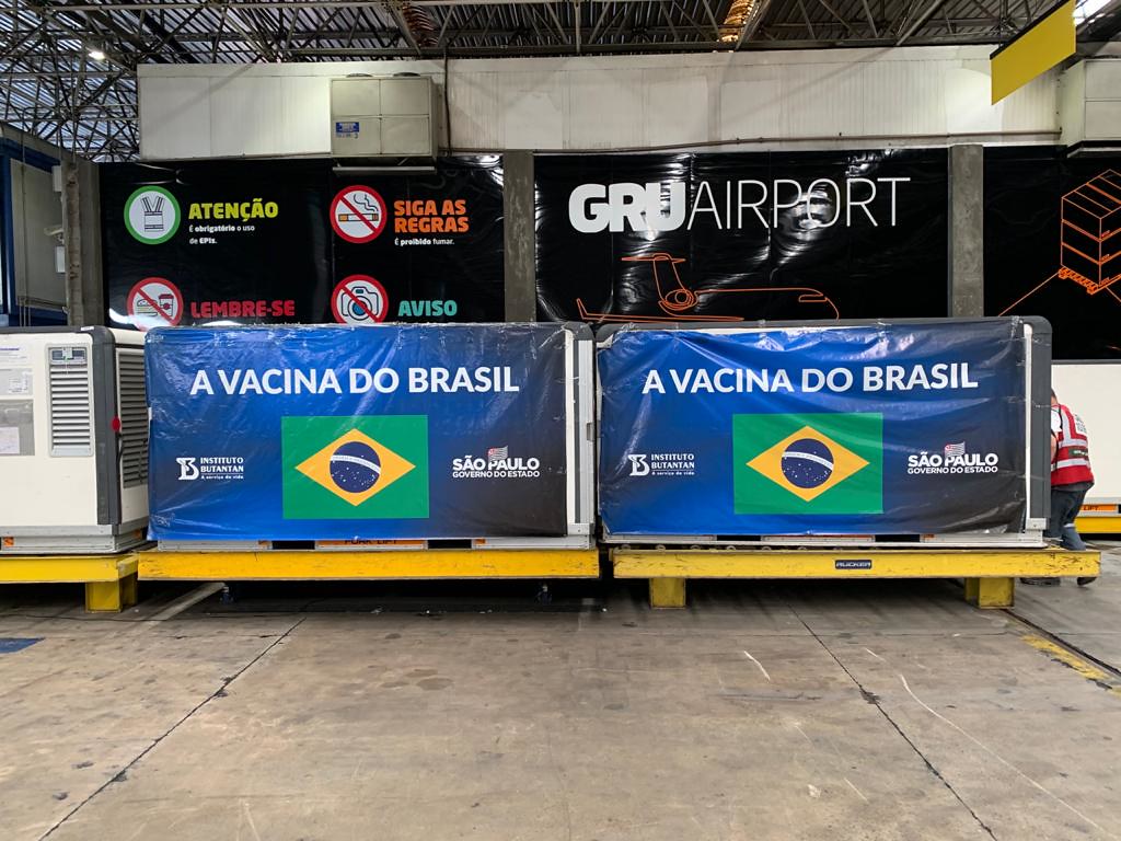 SP recebe matéria-prima para 14 milhões de doses da Coronavac