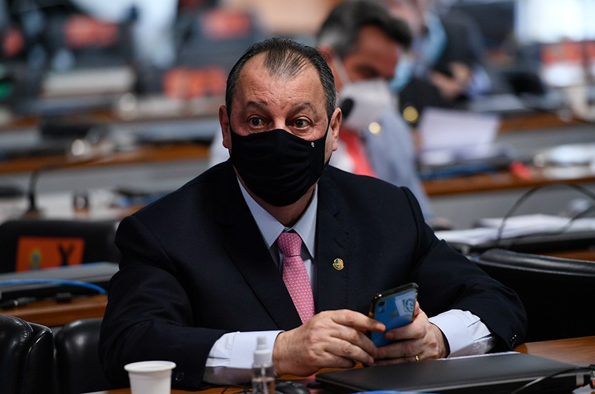 CPI da Pandemia é instalada com Omar Aziz na presidência e Renan na relatoria