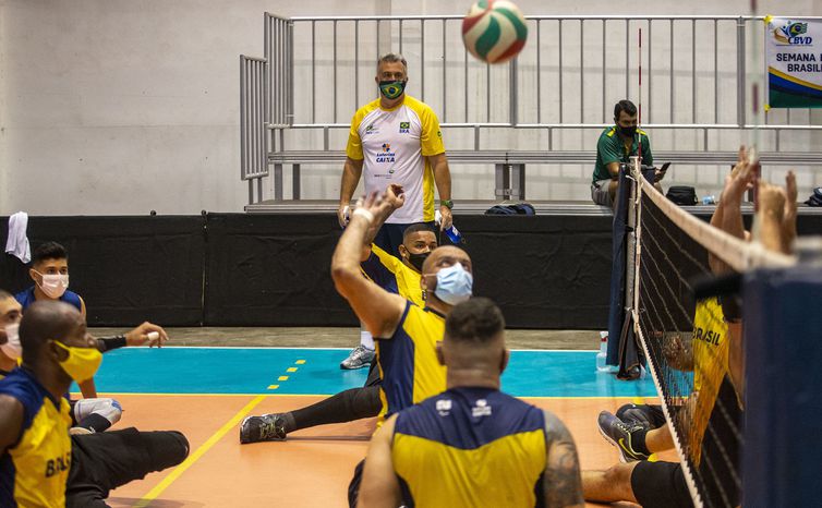 Vôlei sentado brasileiro acredita em dobradinha em Tóquio
