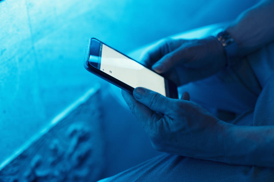 O impacto da luz azul sobre a pele é mínimo, afirma a Beiersdorf