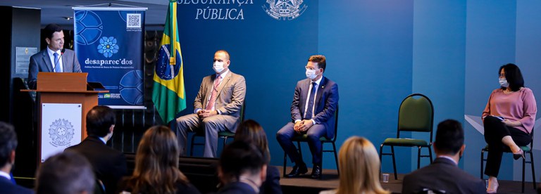 Ministério da Justiça lança campanha de coleta de DNA para auxiliar na busca de pessoas desaparecidas