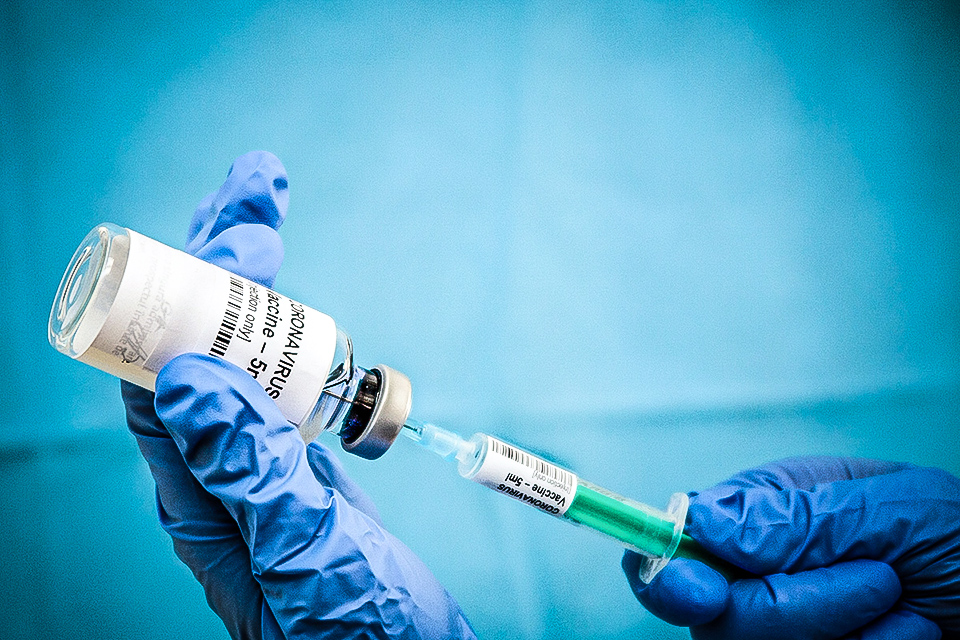 Vacina Express segue com agendamento aberto para imunização domiciliar neste final de semana