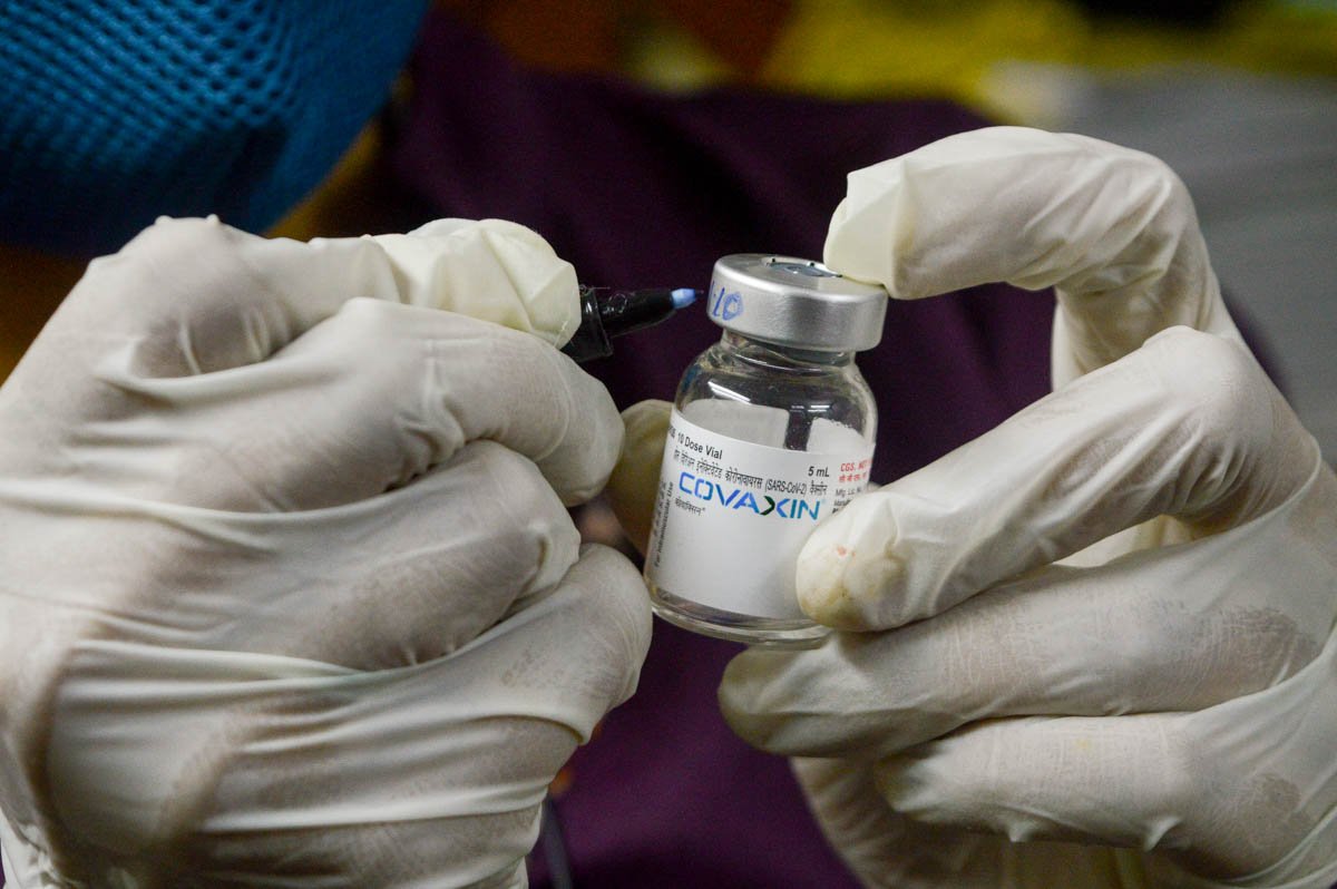 Portaria proíbe demissão de trabalhador não vacinado contra covid-19