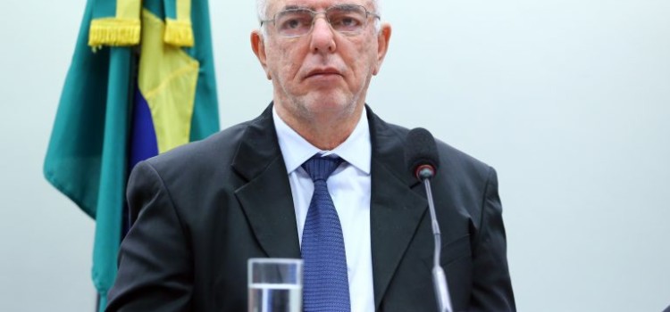 Projeto fixa piso salarial de psicólogos em R$ 4.650 e prevê reajustes anuais