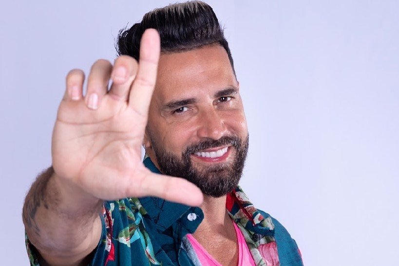 Após repercussão, Latino pede desculpas por fala sobre autismo: ‘Foi ignorante’