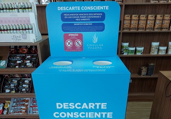 Singular Pharma de Salvador recebe medicamentos vencidos e embalagens