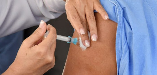 Capital baiana inicia vacinação de pessoas com 28 anos ou mais neste sábado (07)