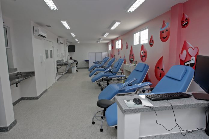 Hemoba lança campanha com cantor Saulo para doação de sangue