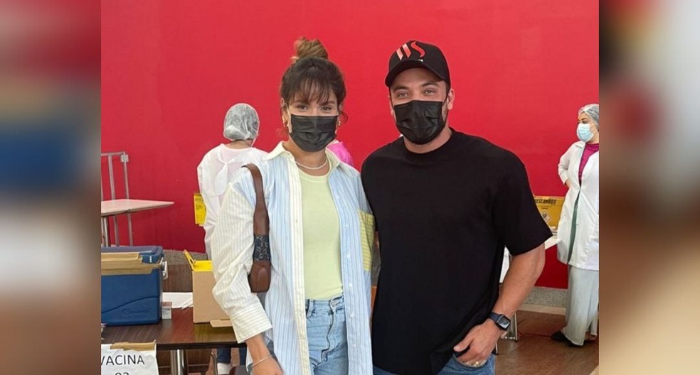 Wesley Safadão, Thyane Dantas e mais seis são indiciados por vacinação irregular