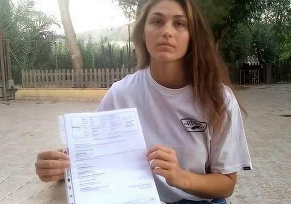 Jovem de 19 anos é diagnosticada com ‘doença homossexual’ por ginecologista