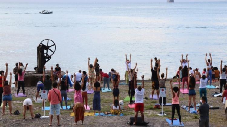 Aula gratuita de yoga retorna ao MAM-BA neste domingo em Salvador