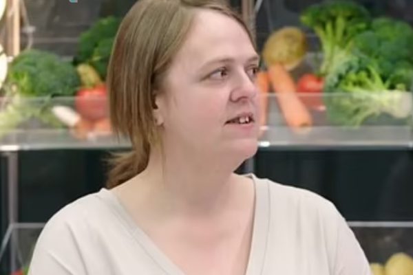 Fobia leva mulher a ficar 30 anos sem comer nenhuma fruta ou vegetal