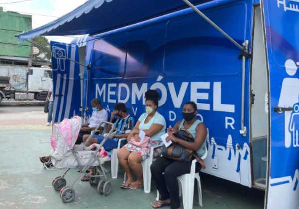 Serviço itinerante leva vacinação contra Covid-19 para bairros de Salvador