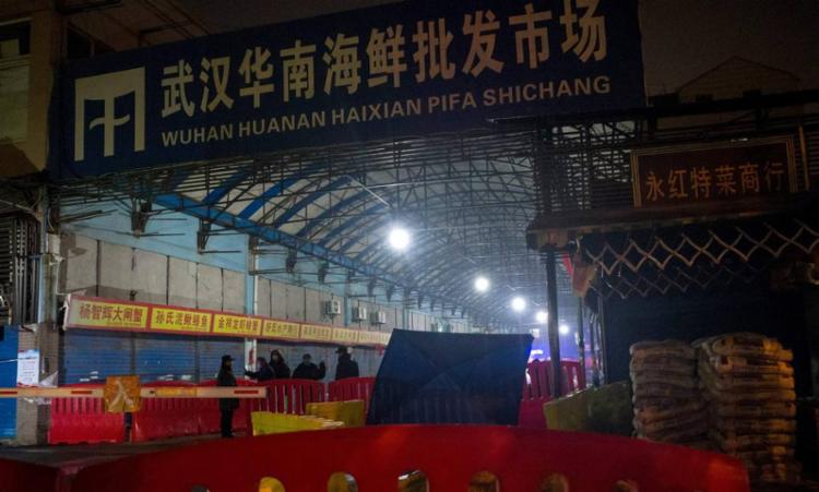 ‘Paciente zero’ da Covid-19 vendia frutos do mar em Wuhan, diz estudo