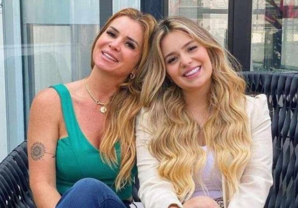 Mãe de Viih Tube realiza cirurgia íntima: ‘Aspecto de adolescente de 15 anos’