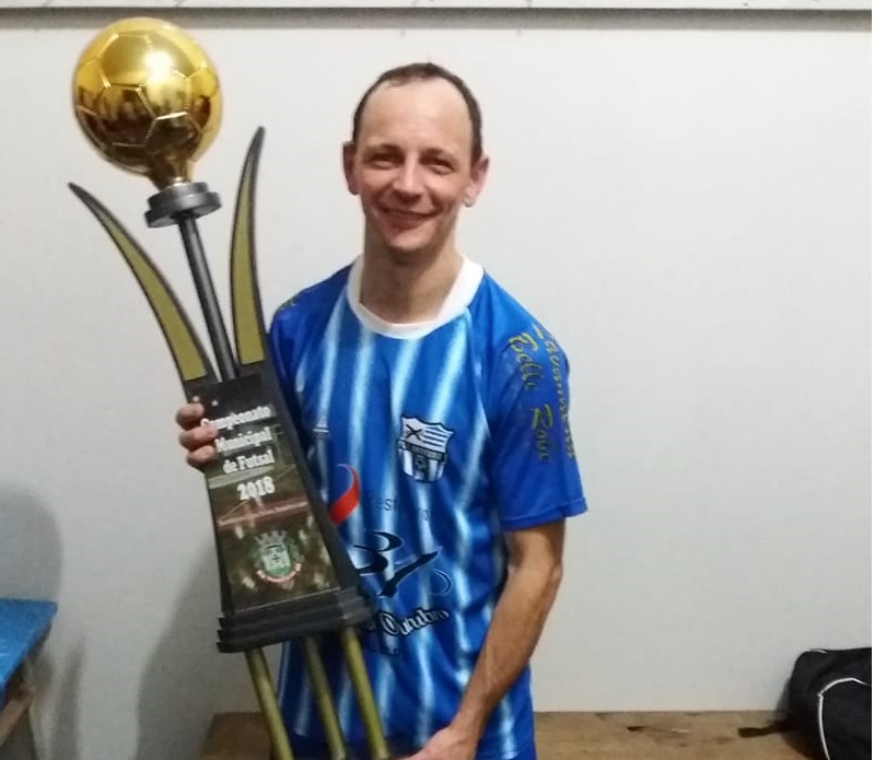 Atleta morre após ser agredido em partida de futebol por jogador do time rival no RS