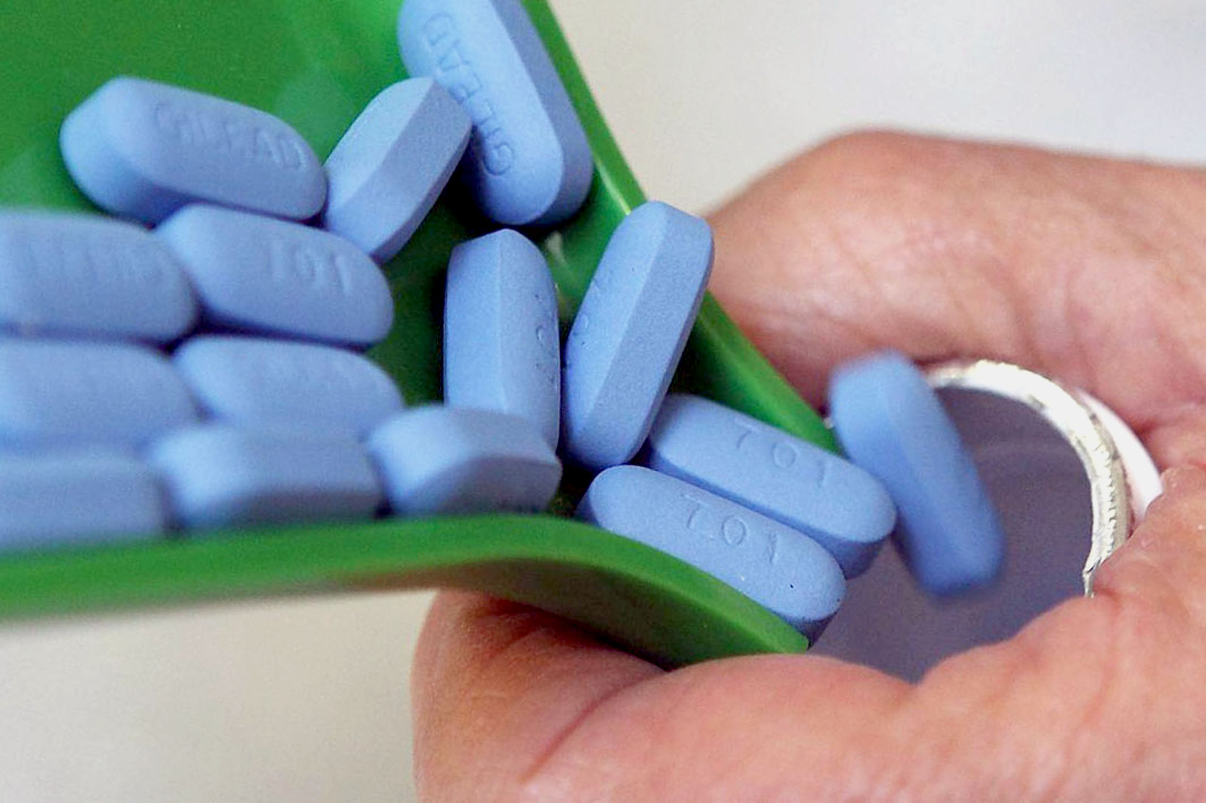 Pessoas expostas ao HIV já podem ter acesso ao medicamento gratuitamente pelo SUS em Salvador