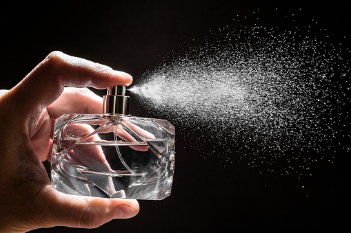 Perfumes íntimos podem causar fungos em homens e mulheres, alertam especialistas