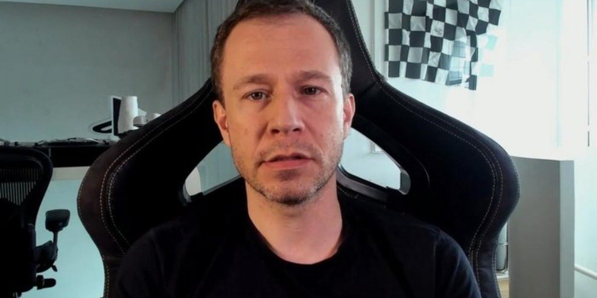 Filha de Tiago Leifert e Daiana Garbin está com câncer raro nos olhos