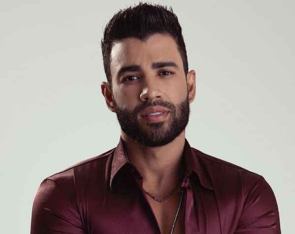 Gusttavo Lima é levado ao hospital após passar mal em Goiânia