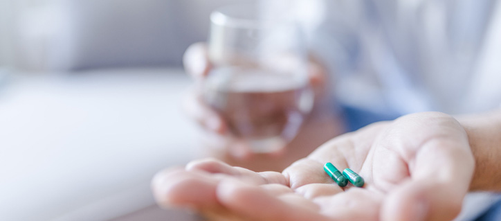 Especialista fala sobre os perigos das pílulas para dormir e como evitá-los