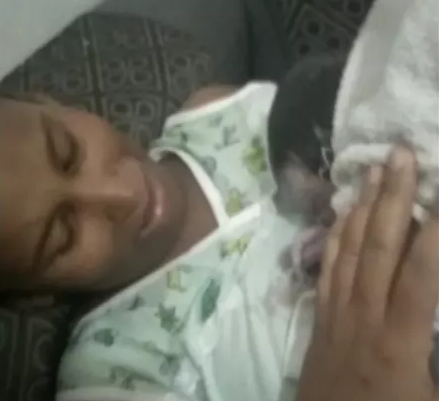 Mulher dá à luz em casa após procurar hospital duas vezes; unidade nega ter recusado internação