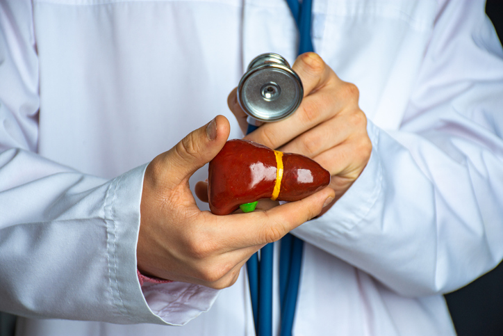 Estados Unidos investiga 109 casos de hepatite aguda e 5 mortes em crianças