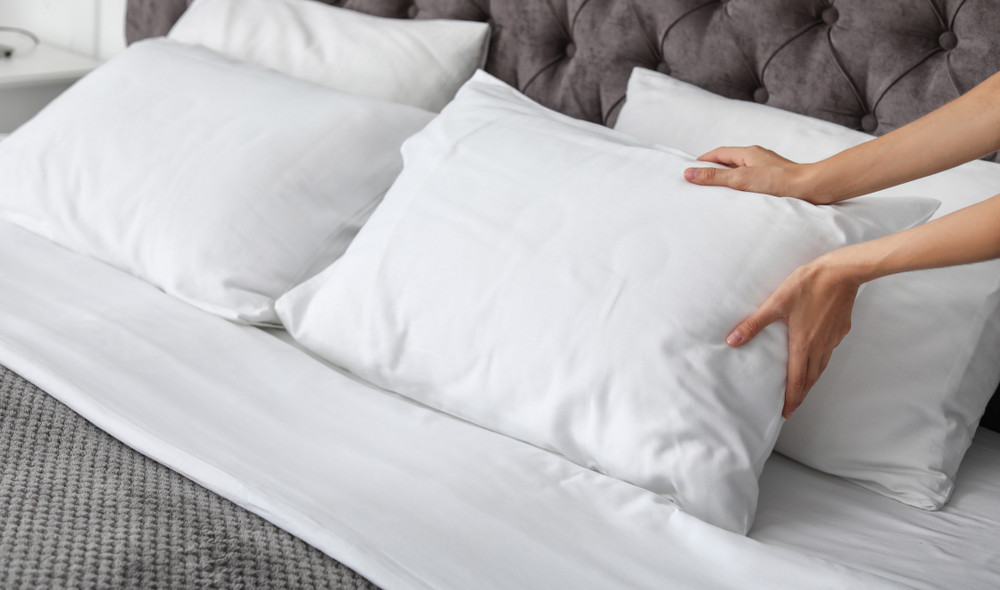 Você sabia que seu travesseiro tem validade e que 10% do peso dele são ácaros e cocô?