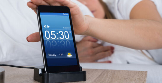 Função soneca do alarme pode causar problemas de saúde, apontam especialistas