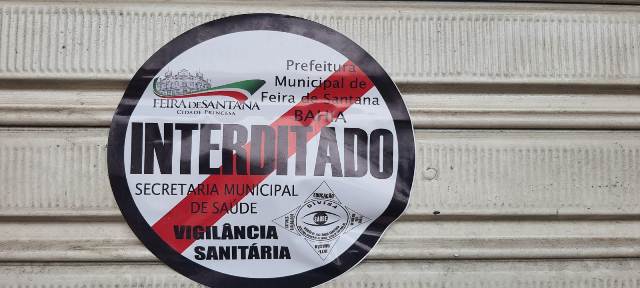 Mais de 500 kg de alimentos e medicamentos irregulares são apreendidos