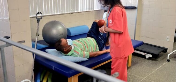 Prefeitura de Salvador oferece serviço gratuito de fisioterapia