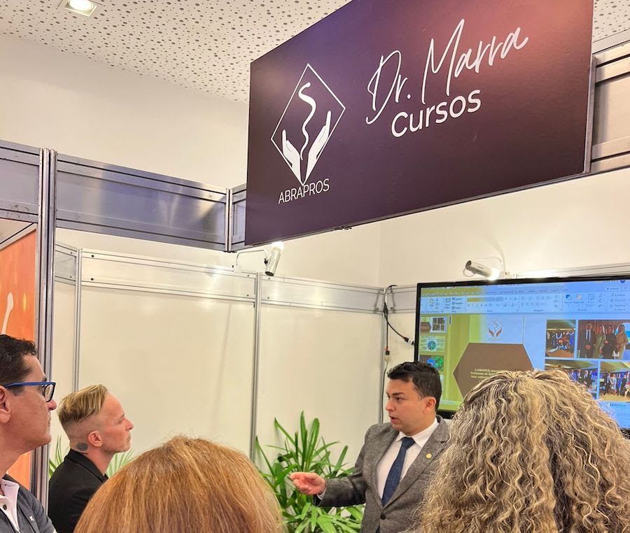 Primeira pós-graduação em cirurgia plástica para dentistas é lançada no Brasil