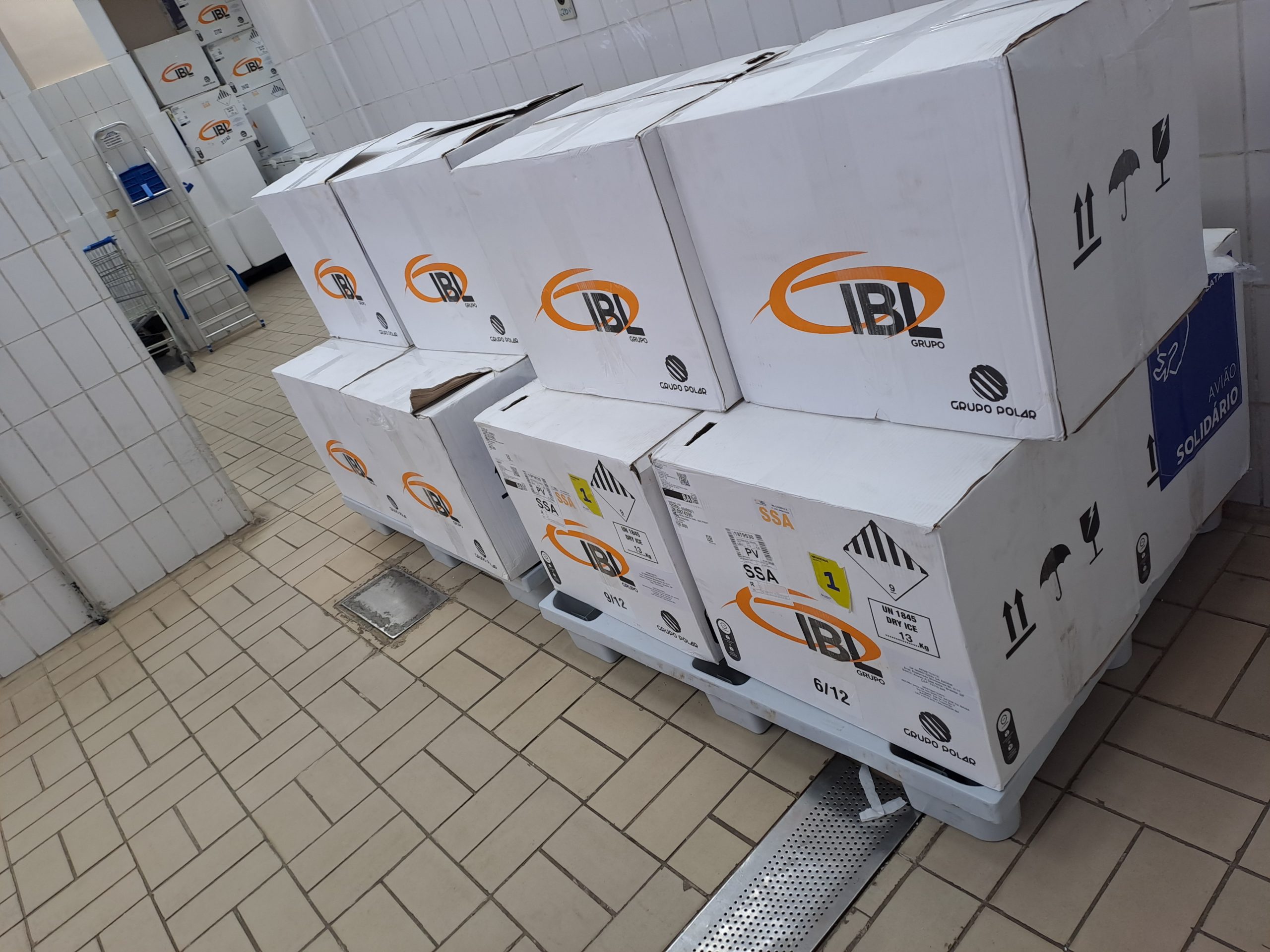 Bahia recebe 1º lote da Pfizer para crianças a partir de seis meses